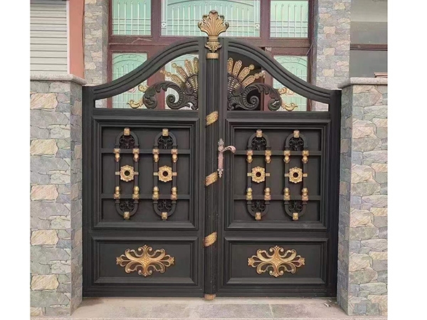 鋁藝大門(mén)